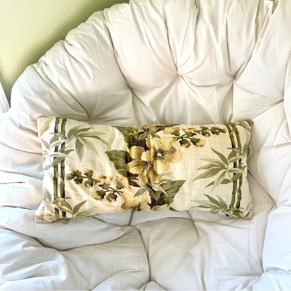 Tommy Bahama throw cushion - Picture 3 of 7